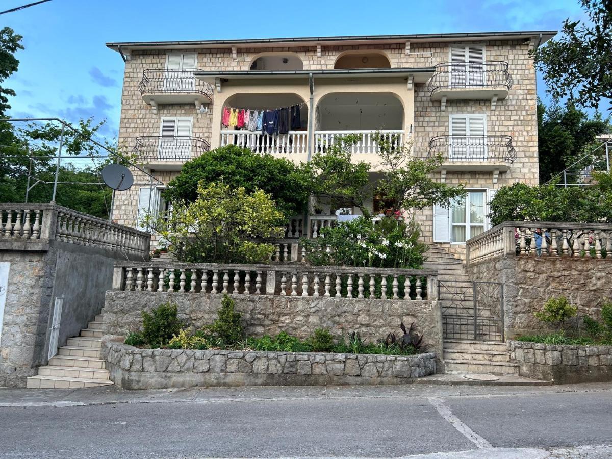 Lazarus Bigova Apartments Tivat Luaran gambar