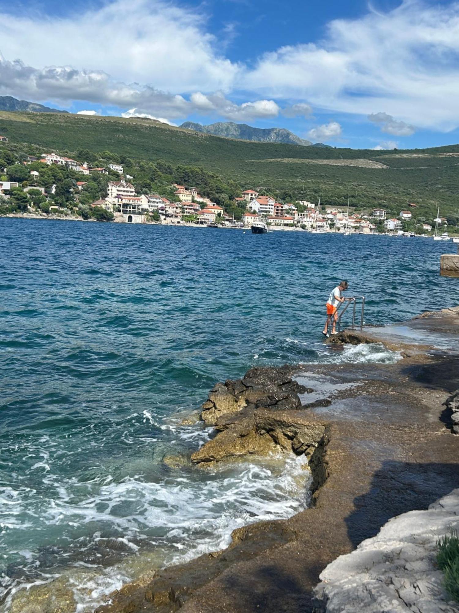 Lazarus Bigova Apartments Tivat Luaran gambar